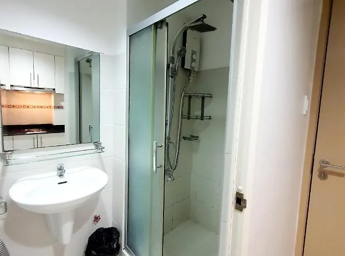 Viajero's Condotel * Manila
